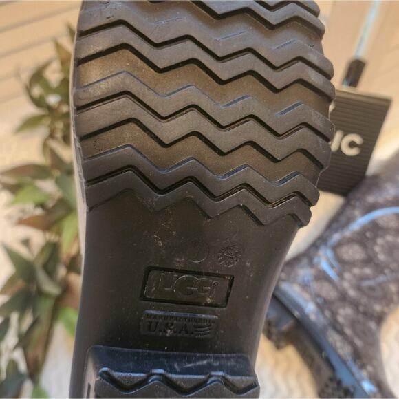 UGG SHAYE TALL BANDANA PAISLEY BLUE RAIN BOOTS SIZE 7 - Picture 5 of 12